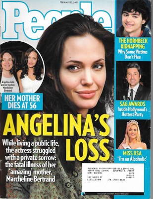 02/12/2007 02/12/200 7 Cover– Angelina Jolie