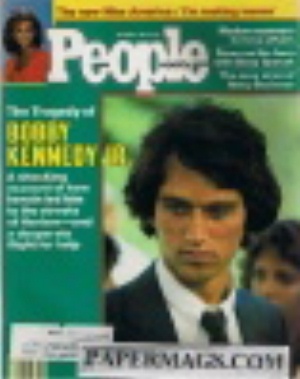 PP831003.jpg 10/03/1983 10-03-198 3 Bobby Kennedy JR. - Image 1