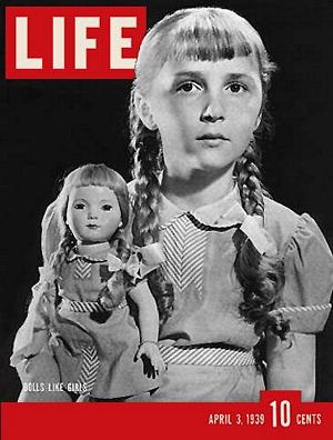4/3/1939 Look-alike dolls