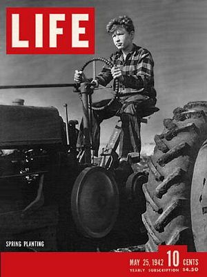 5/25/1942 Spring planting