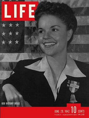 6/29/1942 USO volunteer
