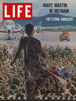 10/22/1965 Entertaining troops