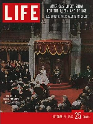 cv102857.jpg 10/28/1957 Queen in Canada - Image 1