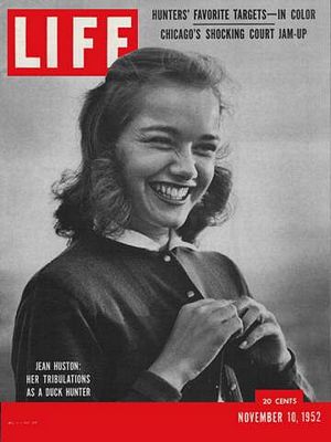 11/10/1952 Duck hunter